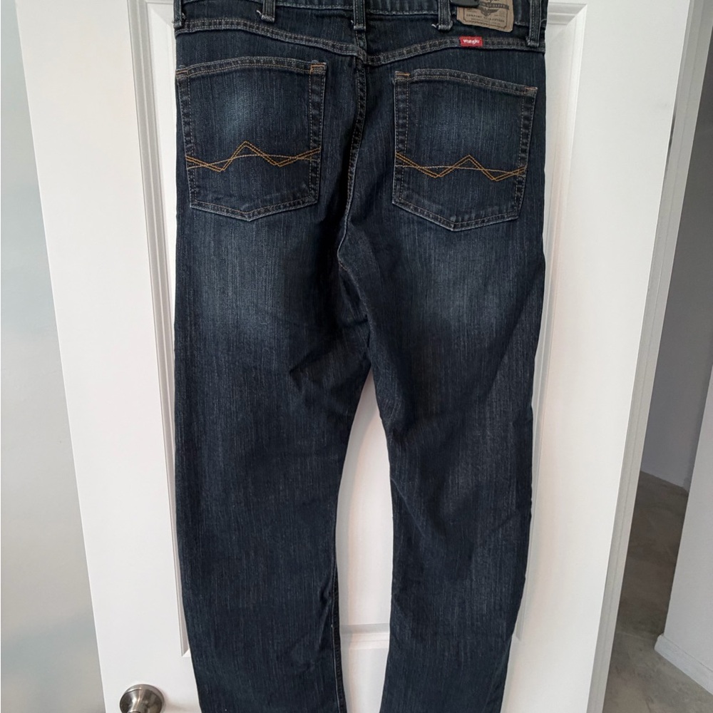 Wrangler Dark Blue Relaxed Fit Jeans - Picture 2 of 5